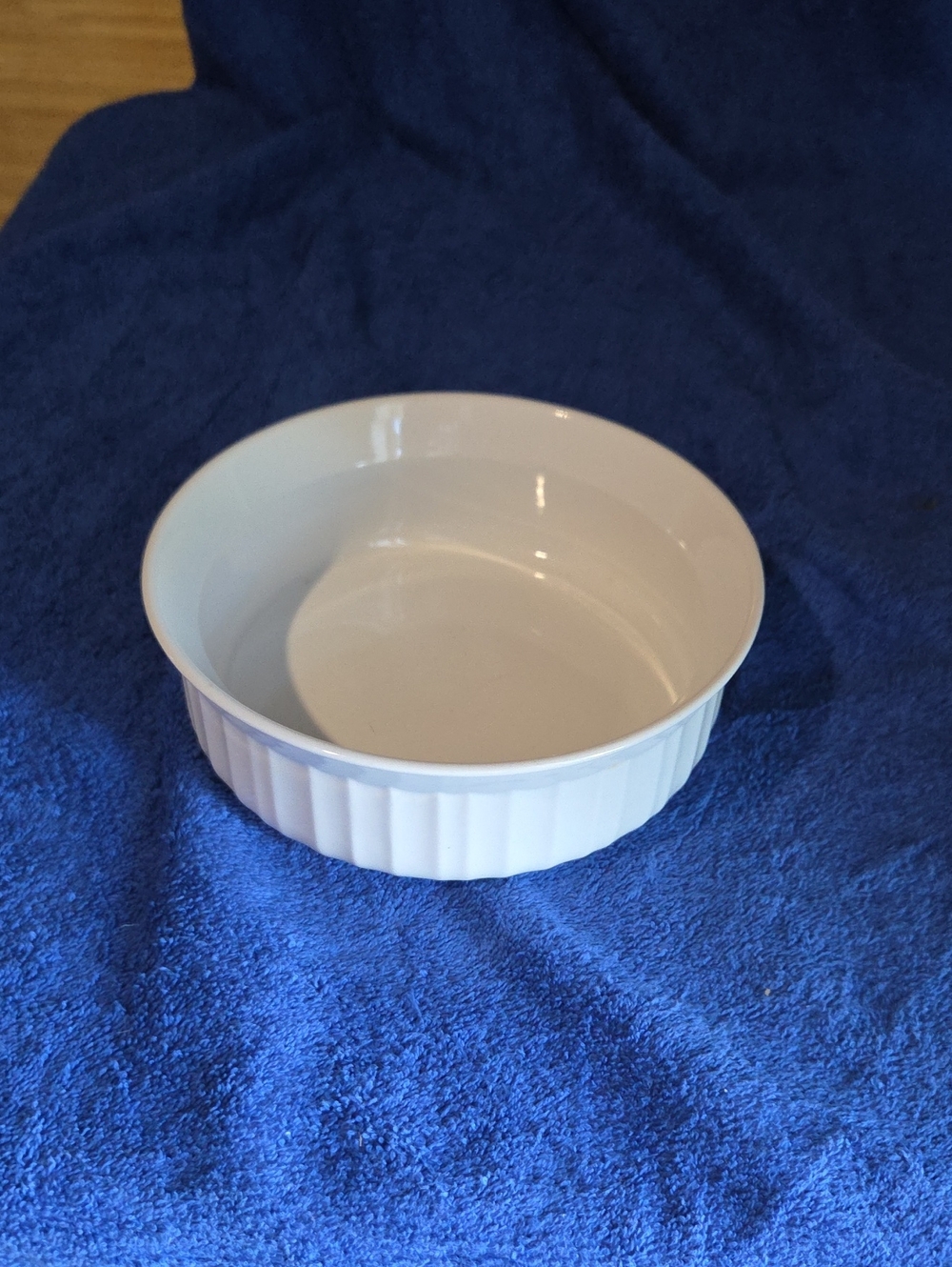 Frenchwhite Corninware Dish